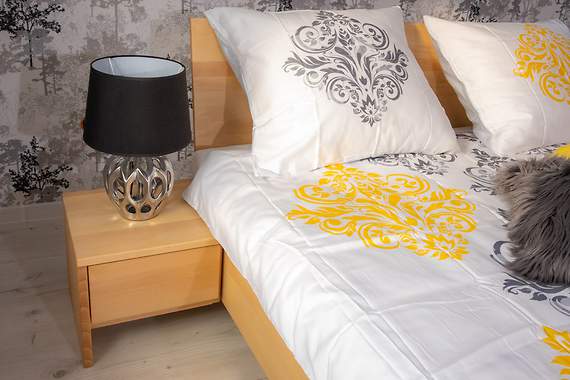 Zestaw bukowy BALLEGA: łóżko lewitujące  180 plus szafki plus komoda