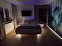 TRYSIL - (możliwy LED) kompletne łoże z litego drewna dębowego, lewitujące, z poj. na pościel, 160x200 cm
